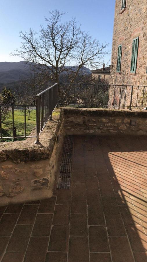 Agriturismo La Via Dell'Oliviera Ciciano Bagian luar foto