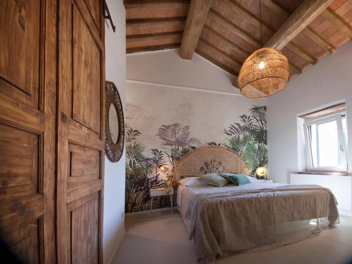 Agriturismo La Via Dell'Oliviera Ciciano Bagian luar foto