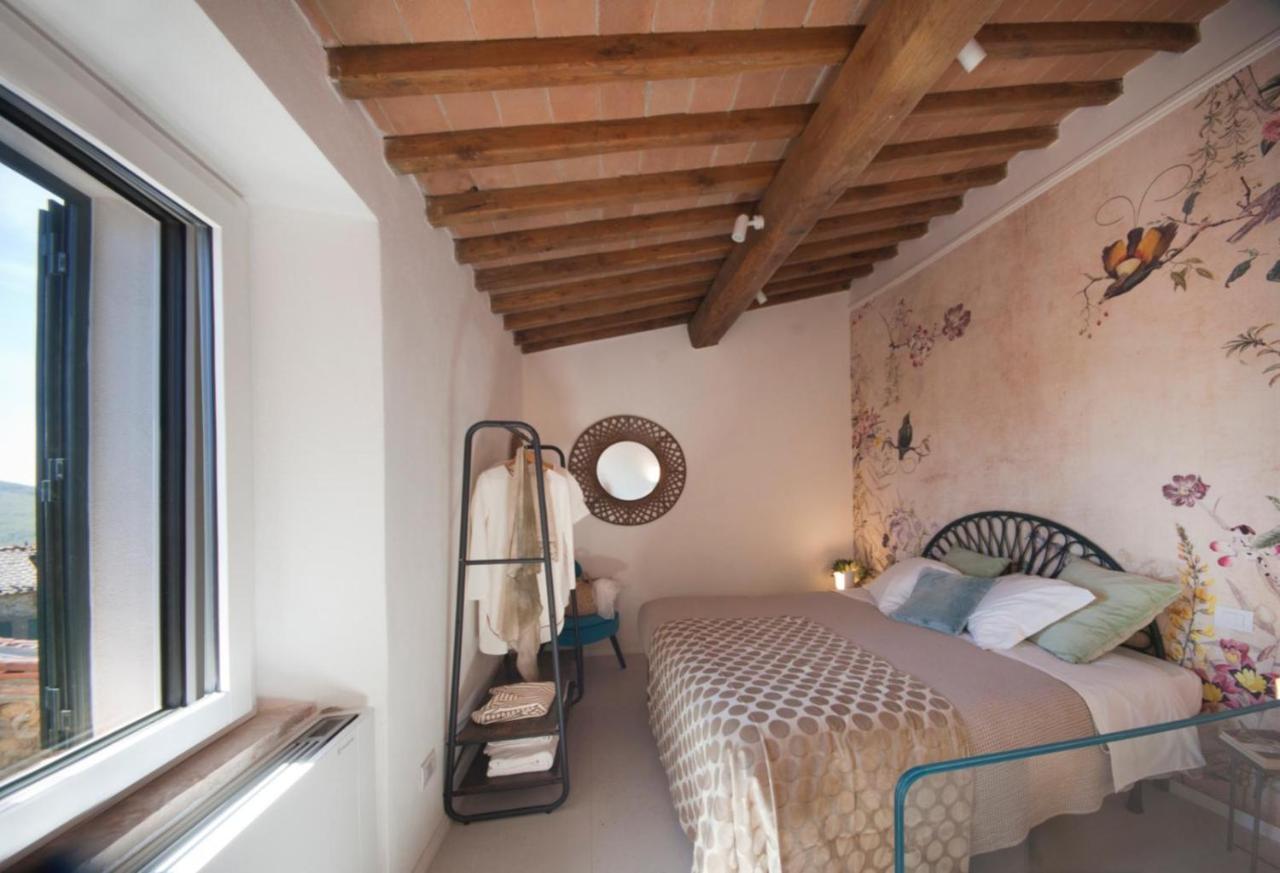 Agriturismo La Via Dell'Oliviera Ciciano Bagian luar foto