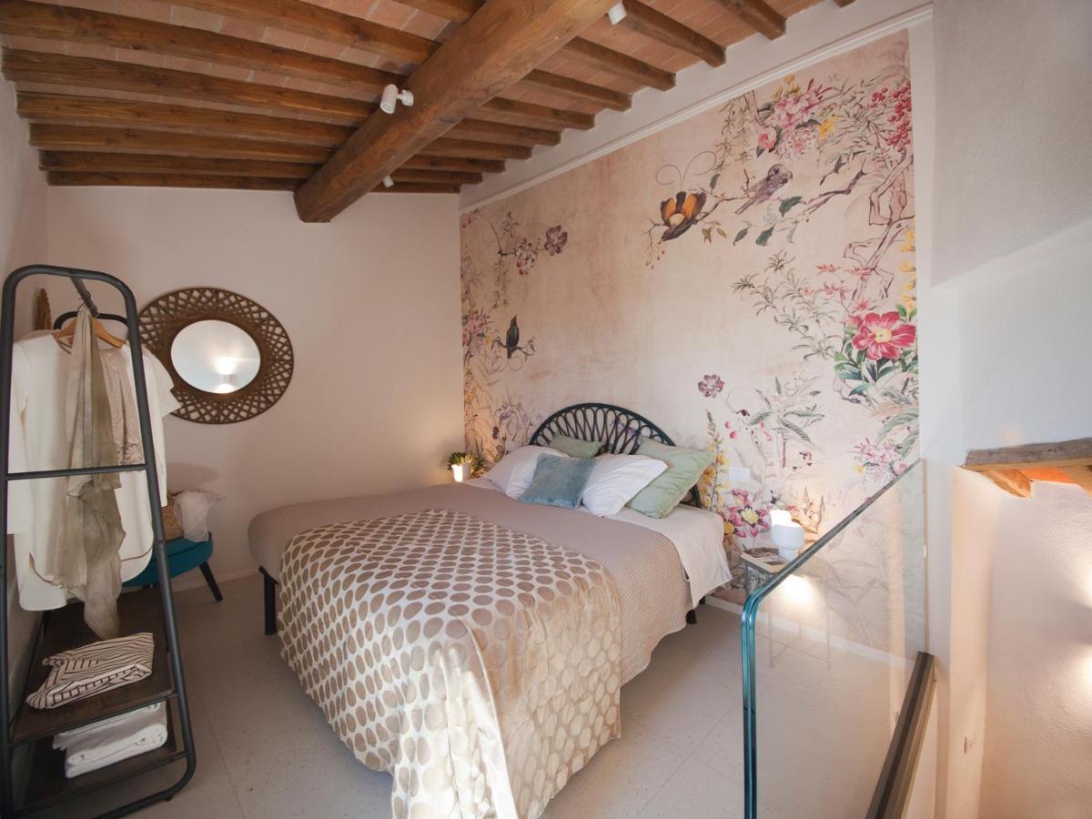 Agriturismo La Via Dell'Oliviera Ciciano Bagian luar foto